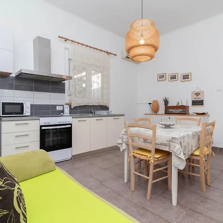 Ema Apartman Zadar