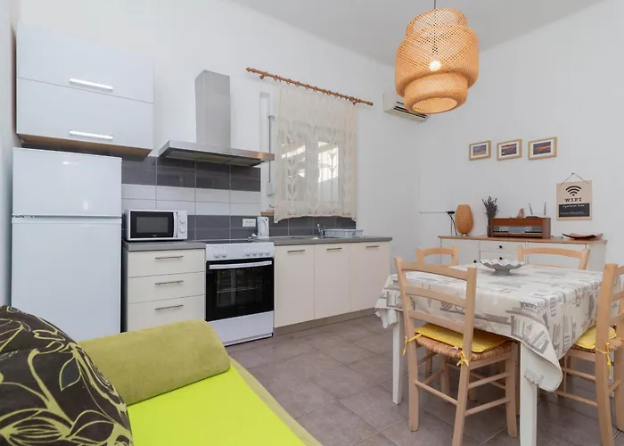 Ema Apartament *